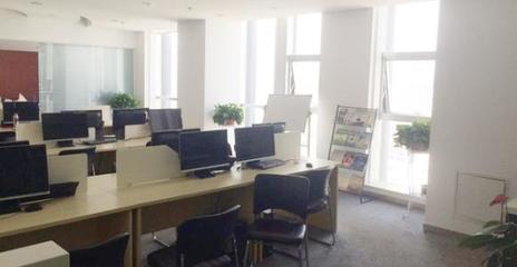 商务咨询服务 企业决策的智慧支撑与信息保障